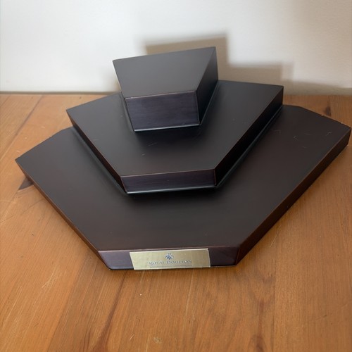 Royal doulton plinth display - royal,